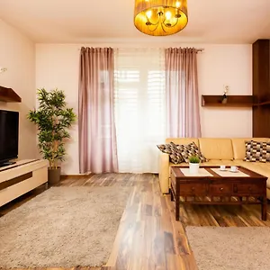 Hoża By Renters Warszawa